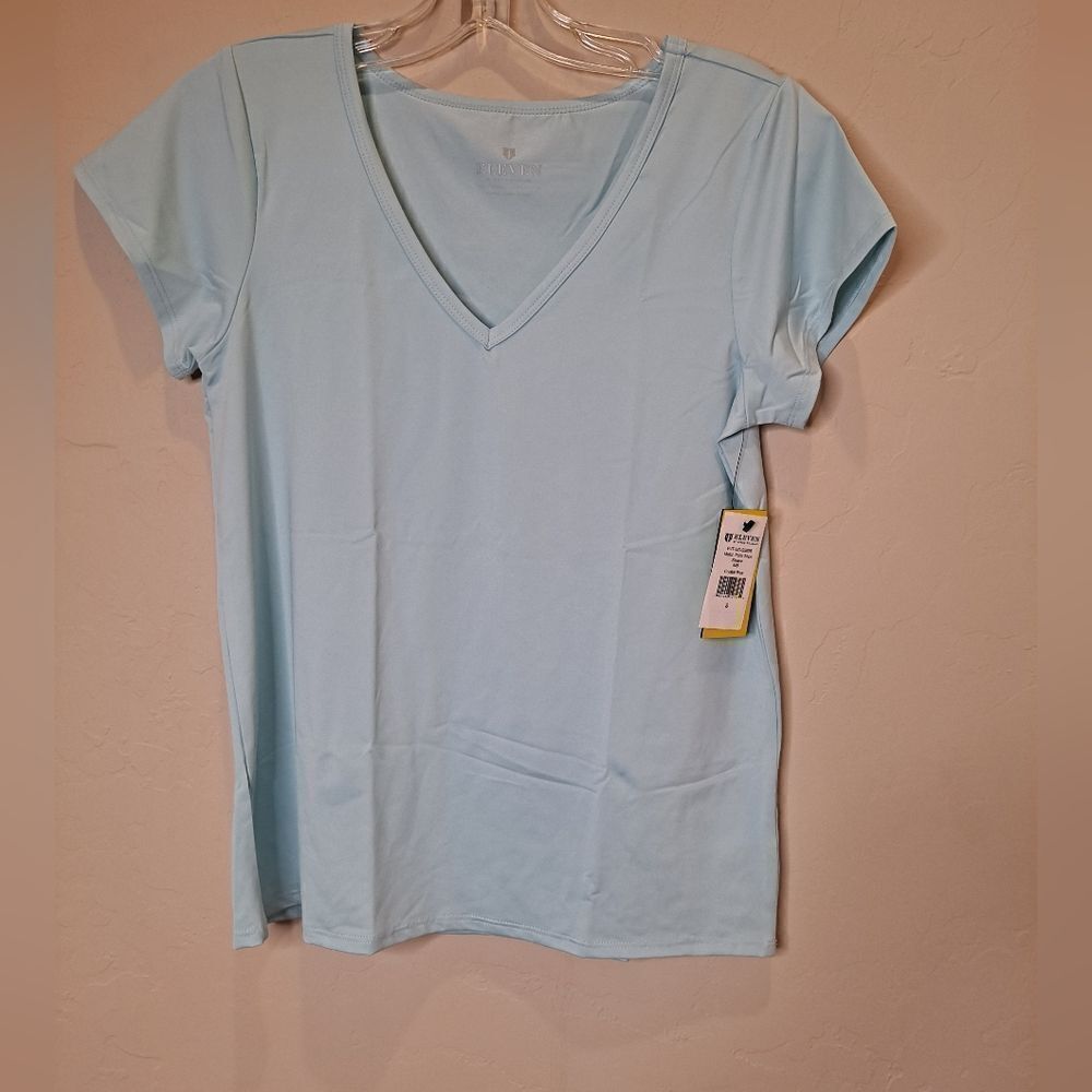 Eleven by Venus Williams Match Point Short Sleeve in Crystal Blue